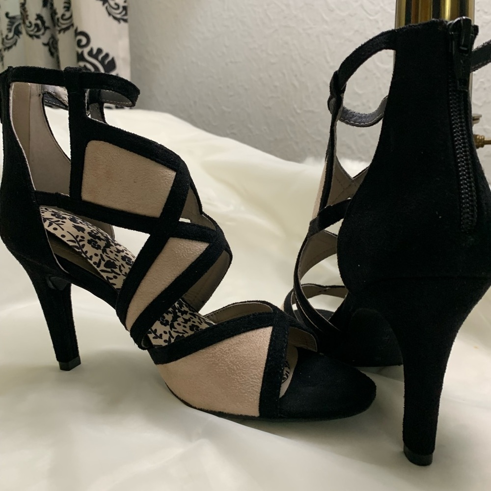 Black And Tan Swede 2 Inch High Heel